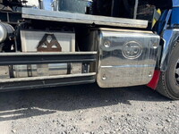 UD TRUCKS Quon Trailer Head 2PG-GK5AAB 2019 375,000km_17