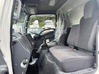 ISUZU Elf Panel Van 2RG-NLR88AN 2020 299,434km_30
