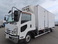 ISUZU Forward Refrigerator & Freezer Truck TKG-FRR90T2 2014 533,500km_3