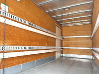 ISUZU Elf Aluminum Van TRG-NMR85AN 2018 281,400km_15