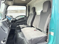 ISUZU Elf Aluminum Van TRG-NMR85AN 2018 281,400km_32