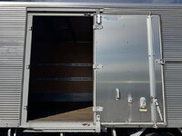 ISUZU Forward Aluminum Van TKG-FRR90S2 2017 132,846km_8