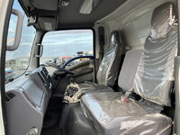 ISUZU Elf Aluminum Van TRG-NPR85AN 2015 89,529km_32