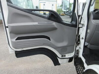 MITSUBISHI FUSO Canter Aluminum Van 2RG-FBA20 2019 125,390km_15
