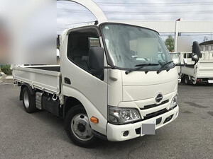 HINO Dutro Flat Body 2RG-XZU605M 2020 29,627km_1