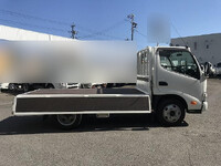 HINO Dutro Flat Body 2RG-XZU605M 2020 43,695km_11