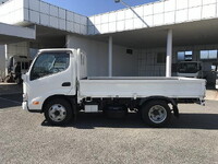 HINO Dutro Flat Body 2RG-XZU605M 2020 43,695km_7