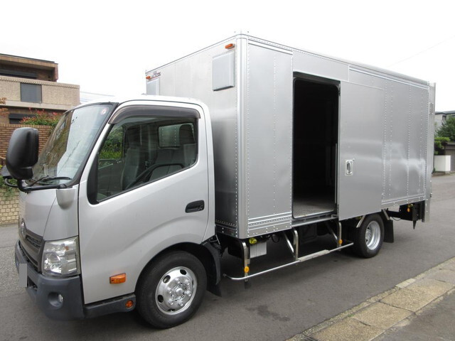 TOYOTA Others Panel Van TKG-XZU710 2014 211,000km