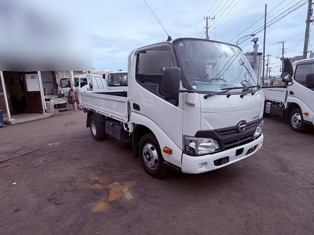 HINO Dutro Flat Body TPG-XZU605M 2019 102,026km_1