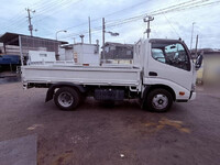 HINO Dutro Flat Body TPG-XZU605M 2019 102,026km_4