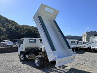 ISUZU Elf Dump BKG-NKR85AD 2011 72,497km_2