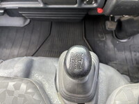 ISUZU Elf Flat Body PB-NKR81A 2006 72,873km_38
