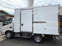 TOYOTA Toyoace Refrigerator & Freezer Truck 2RG-XZC605 2019 123,000km_8