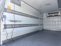 ISUZU Elf Refrigerator & Freezer Truck TPG-NPR85AN 2019 316,701km_10