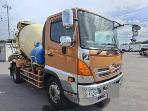 HINO Ranger Mixer Truck LKG-FJ7JDAA 2016 125,657km_1