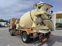 HINO Ranger Mixer Truck LKG-FJ7JDAA 2016 125,657km_2