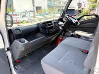 HINO Dutro Aluminum Wing TQG-XKU710M 2013 270,600km_33