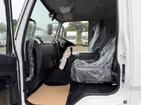 MITSUBISHI FUSO Fighter Container Carrier Truck 2KG-FK62F 2026 466km_37