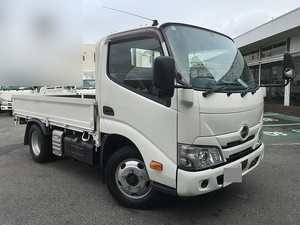 HINO Dutro Flat Body 2RG-XZU605M 2020 27,254km_1