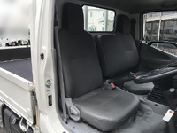 HINO Dutro Flat Body 2RG-XZU605M 2020 27,254km_33