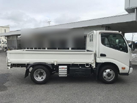 HINO Dutro Flat Body 2RG-XZU605M 2020 27,254km_5
