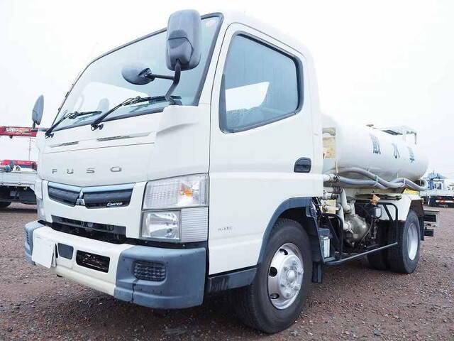 Canter Sprinkler Truck_1