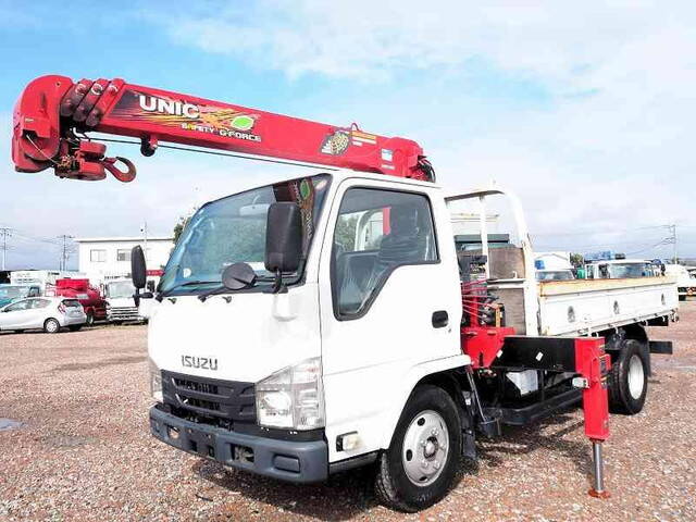 Elf Truck (With 4 Steps Of Cranes)_1