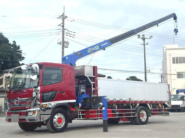 Ranger Truck (With 4 Steps Of Cranes)_1
